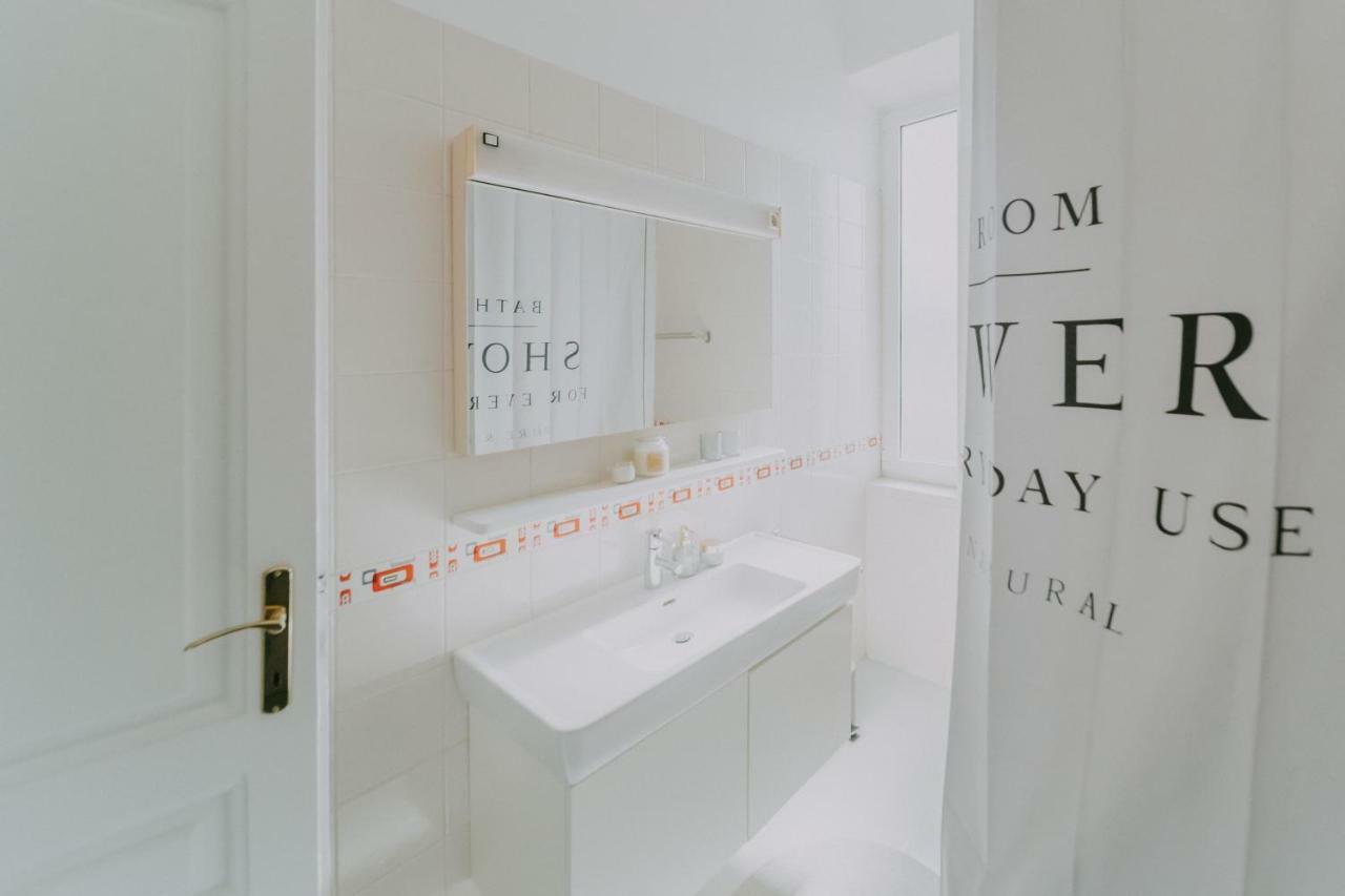Alloro Boutique Apartment Пула Екстериор снимка