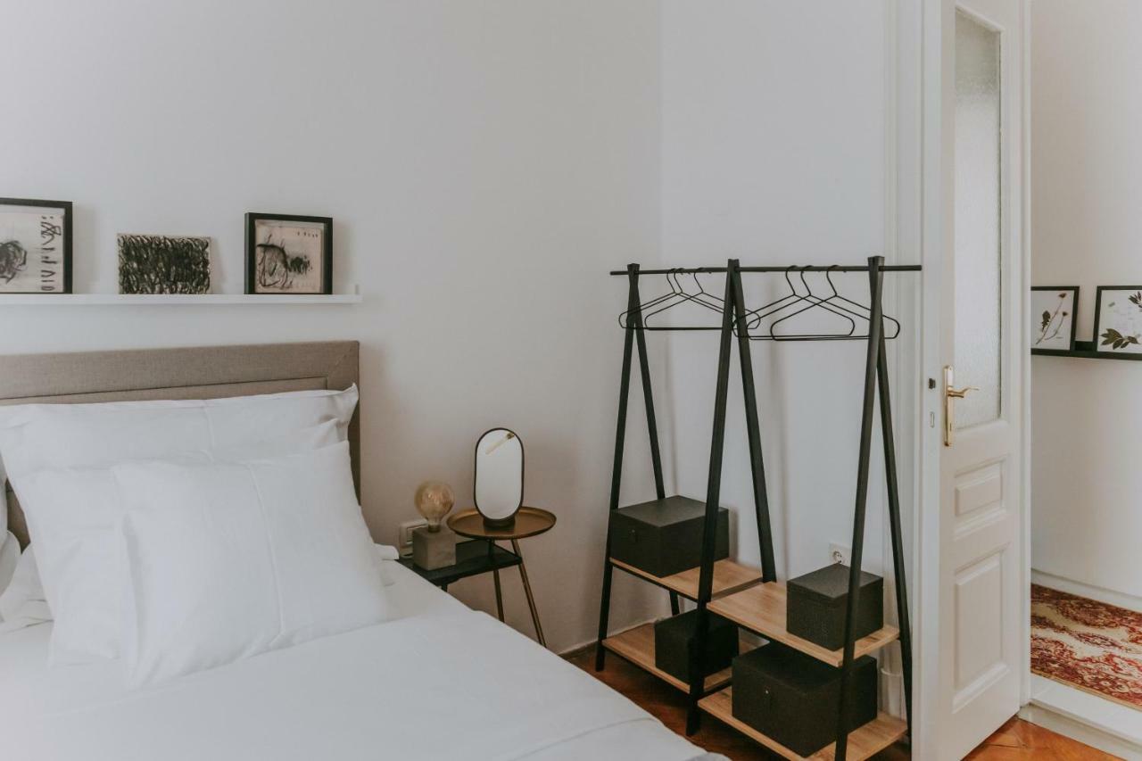 Alloro Boutique Apartment Пула Екстериор снимка
