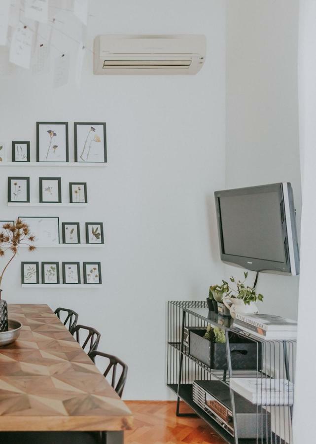 Alloro Boutique Apartment Пула Екстериор снимка